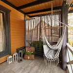 別荘 Weekend House ヴェルホヴィナ