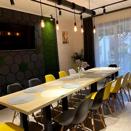 Weekend House Будинок відпочинку *