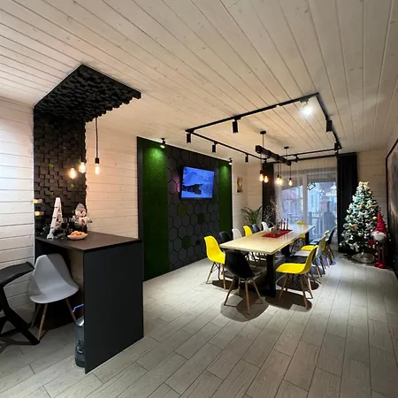 Weekend House *