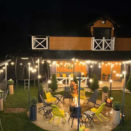 Weekend House Hébergement de vacances