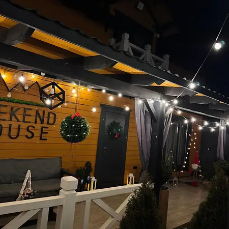 Weekend House *